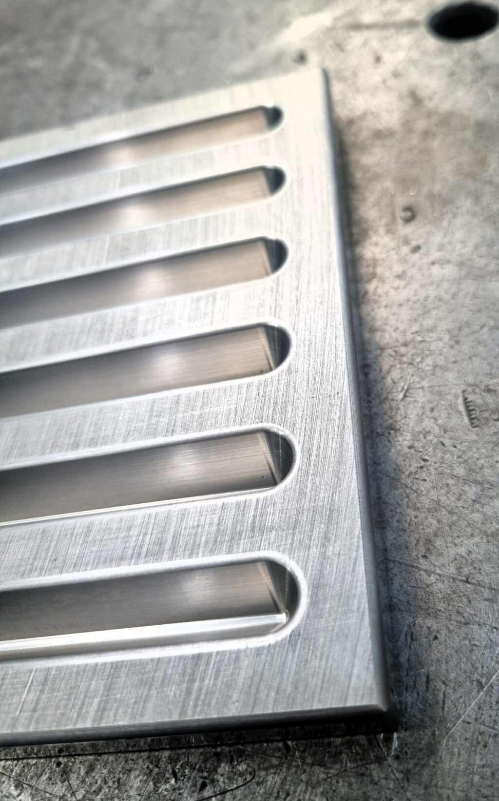 Plaque thermocure Inox 316, dépannage lundi de reprise.