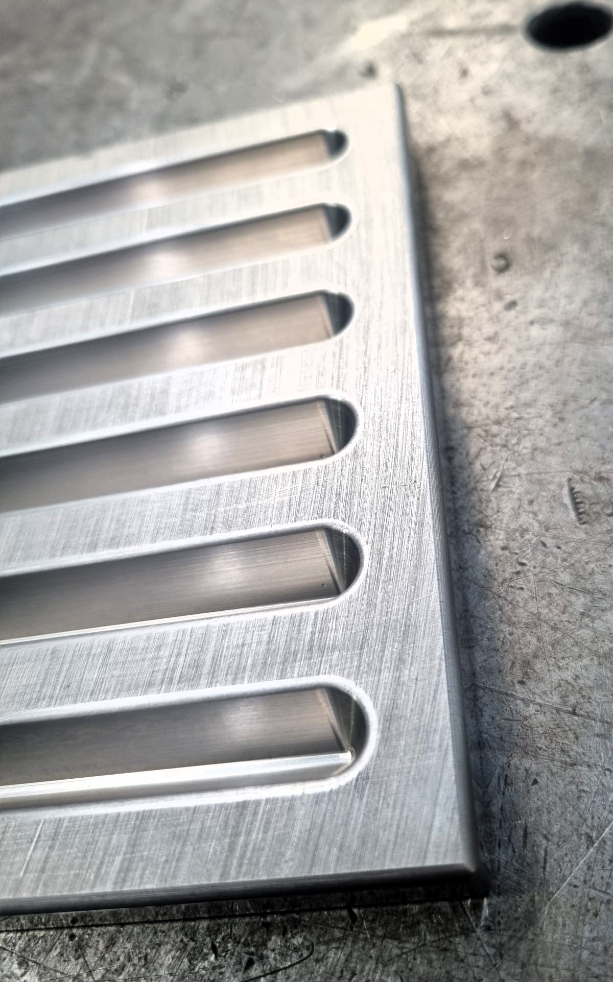 Plaque thermocure Inox 316, dépannage lundi de reprise.